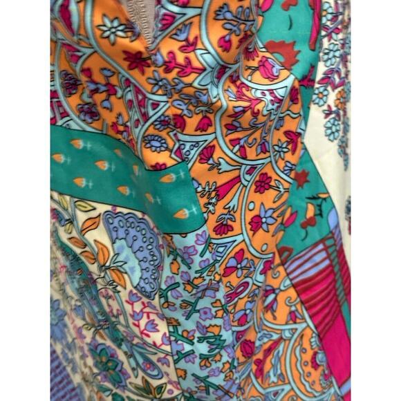 Silk maxi kimono, one size, Asian, patchwork pattern, flowy, bohemian, artsy - Picture 4 of 5